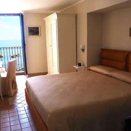 Lungomare Levante Seaview Apartment Syracuse